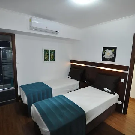 Casa Da Abrotea * לאז'ס דו פיקו