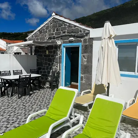 Casa Da Abrotea 라제스 두 피코